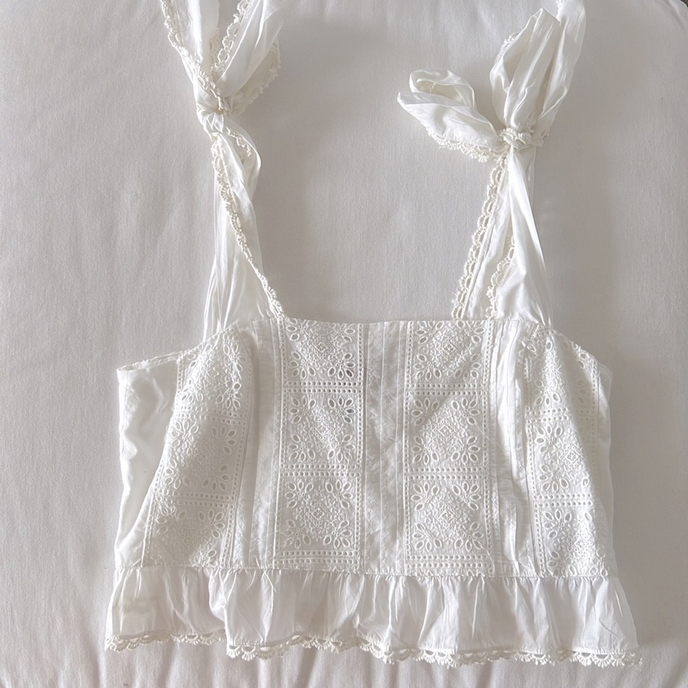 FARM Rio White Broderie Anglaise Tie-Strap Tank - Picture 6 of 8